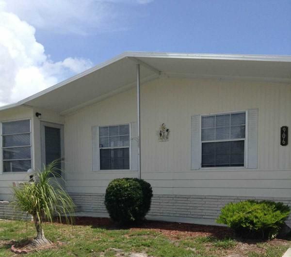 906 Sandcay, Venice, FL 34285