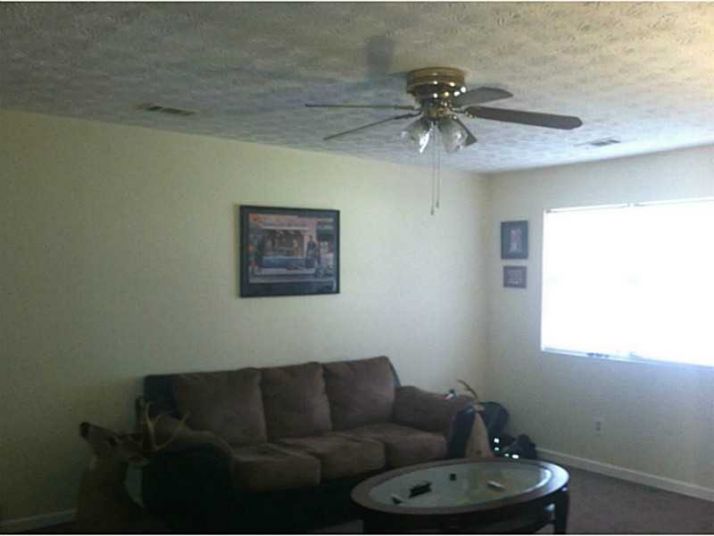 8401 Warren Drive, Douglasville, GA 30134