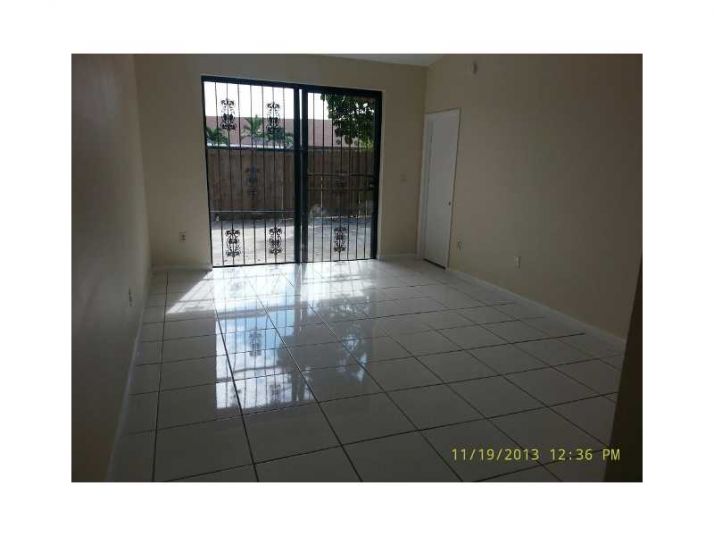 6732 NW 193 LN # 6732, Hialeah, FL 33015