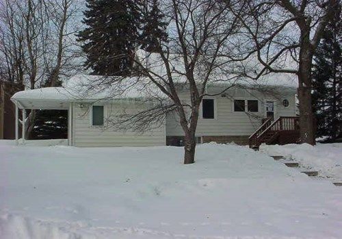24 Twin Lake Blvd, Saint Paul, MN 55127
