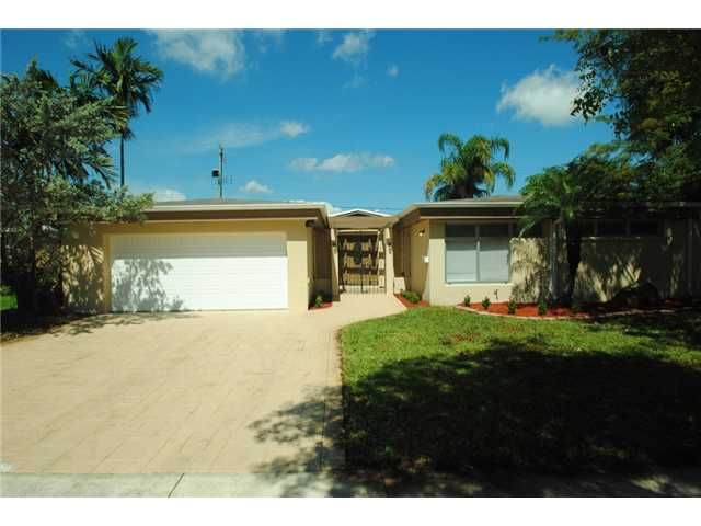 8424 SW 102 PL, Miami, FL 33173