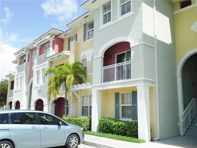 11103 Nw 83rd St Apt 205, Miami, FL 33178