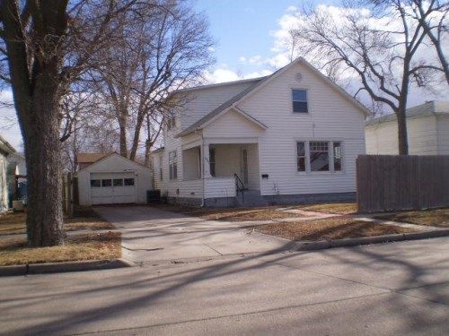 1309 W 5th St, Grand Island, NE 68801