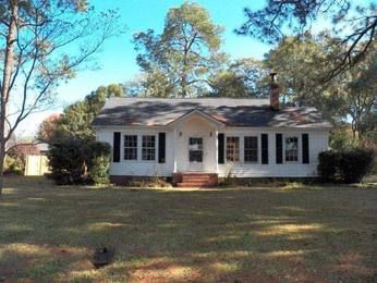 415 Chestnut Ave, Tifton, GA 31794