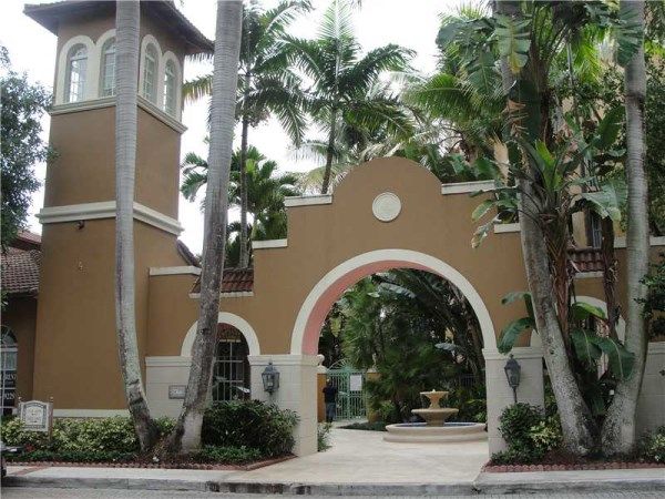 19601 COUNTRY CLUB DR # 7406, Miami, FL 33180