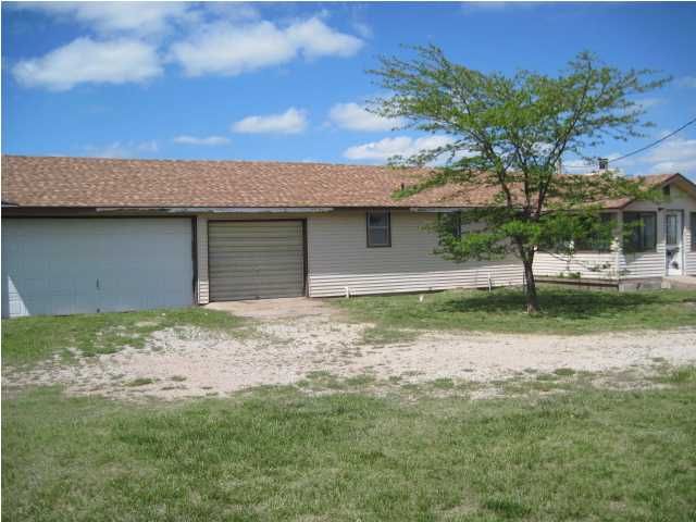 11007 S Tyler Rd, Clearwater, KS 67026