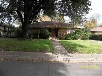 1527  Cove Dr, Dallas, TX 75216