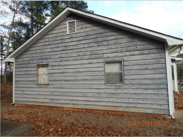 30 Rivercrest Drive, Riverdale, GA 30274