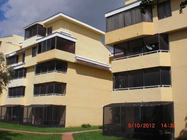 8215 Sw 152nd Ave Apt 308, Miami, FL 33193