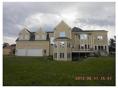 Presidential Circle, Dracut, MA 01826
