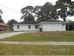 1122 Woodsmere Pkwy, Rockledge, FL 32955