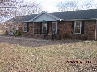 450 Lealand Ln, Lebanon, TN 37087