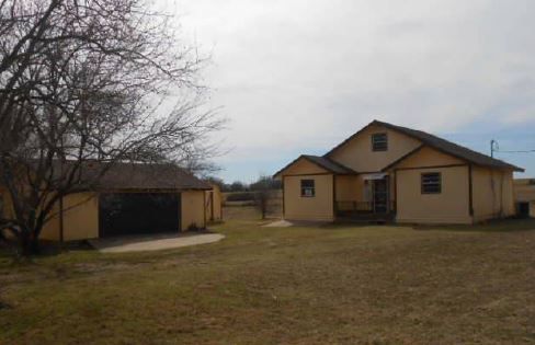 205 Davis Ranch Rd, Alvarado, TX 76009