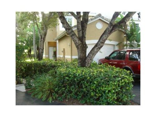 2090 MADEIRA DR # 2090, Fort Lauderdale, FL 33327