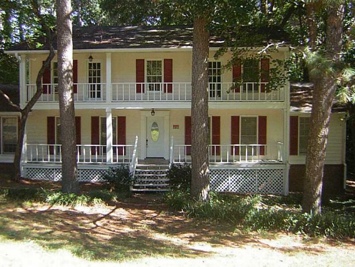 730 Blowing Rock Way, Stone Mountain, GA 30083