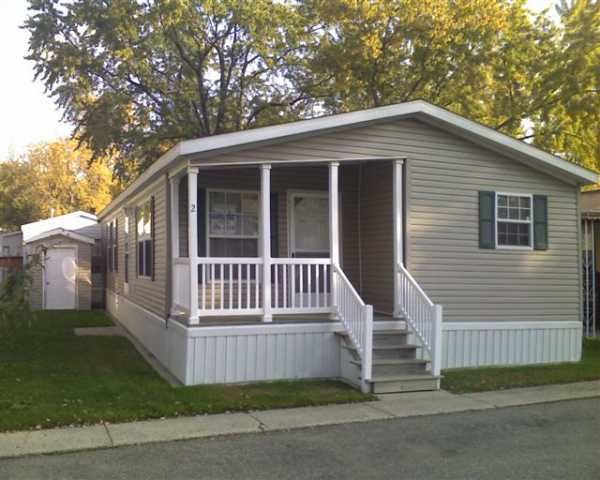 20832 Tuck Rd. #2, Farmington, MI 48336