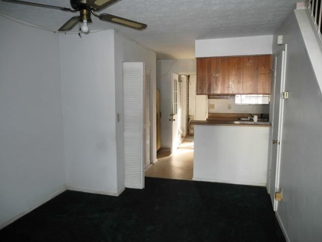 498 Prince Of Wales, Stone Mountain, GA 30083