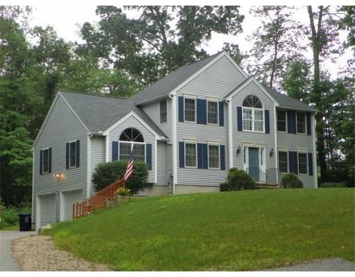 460 Methuen Rd, Dracut, MA 01826