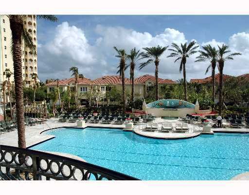 19955 NE 38 CT # 2506, Miami, FL 33180