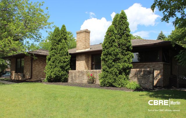 806 & 820 Coolidge, East Lansing, MI 48823