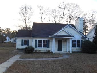 2129 Tanglewood Road, Rocky Mount, NC 27804