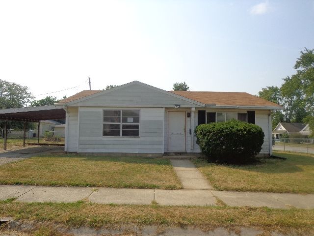 303 Indiana Ave, Springfield, OH 45505
