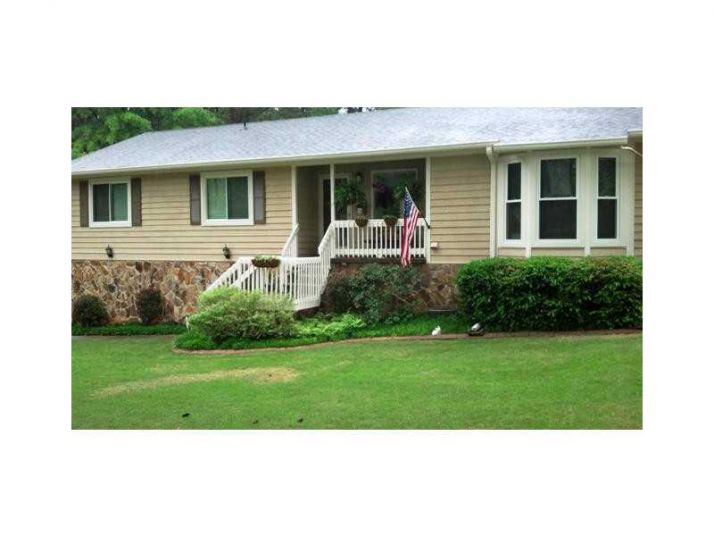 9007 Western Pines Drive, Douglasville, GA 30134