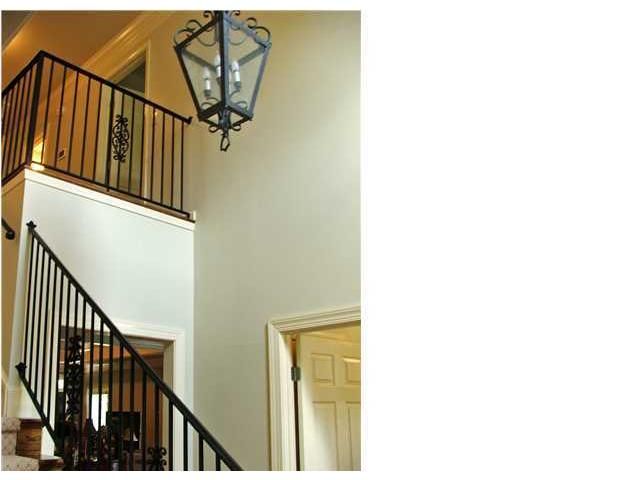 124 Greystone Glen Dr., Birmingham, AL 35242