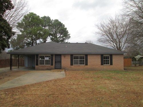 5606 Ashford Dr, Horn Lake, MS 38637