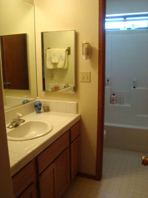 2230 Shadow Canyon Dr, Bullhead City, AZ 86442