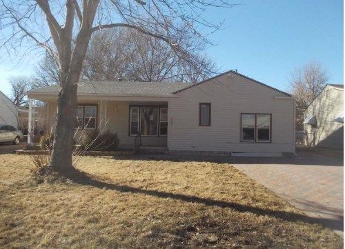 2331 S Estelle St, Wichita, KS 67211