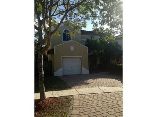 909 NE 41 TE, Homestead, FL 33033