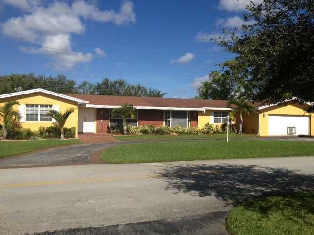 8700 SW 83 CT, Miami, FL 33143