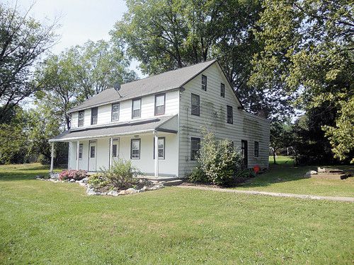 825 LITITZ ROAD, Manheim, PA 17545