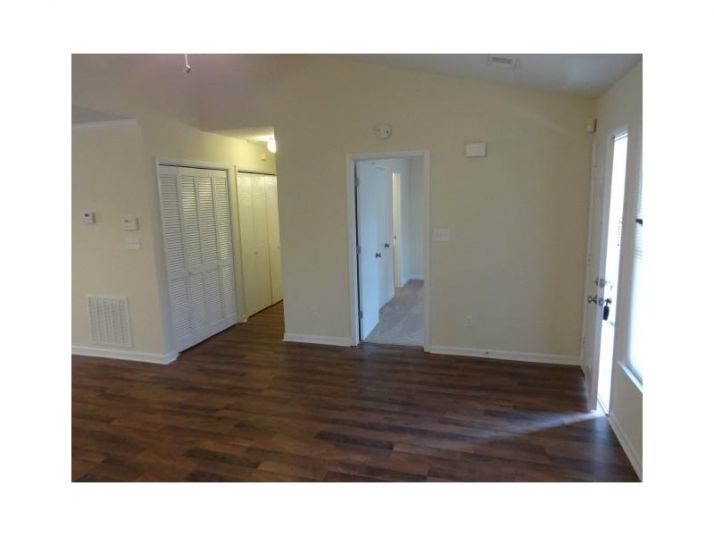 8026 Woodlake Drive, Riverdale, GA 30274