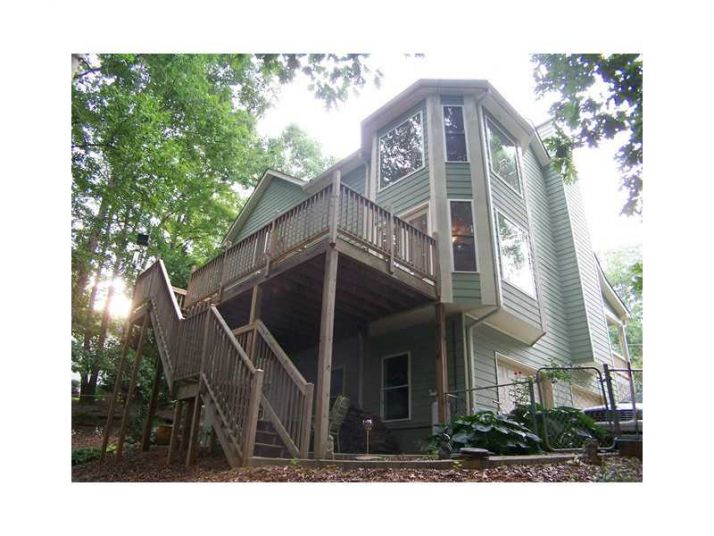 1525 Pointers Way, Auburn, GA 30011