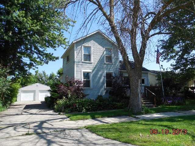 606 W Gibbs St, Saint Johns, MI 48879