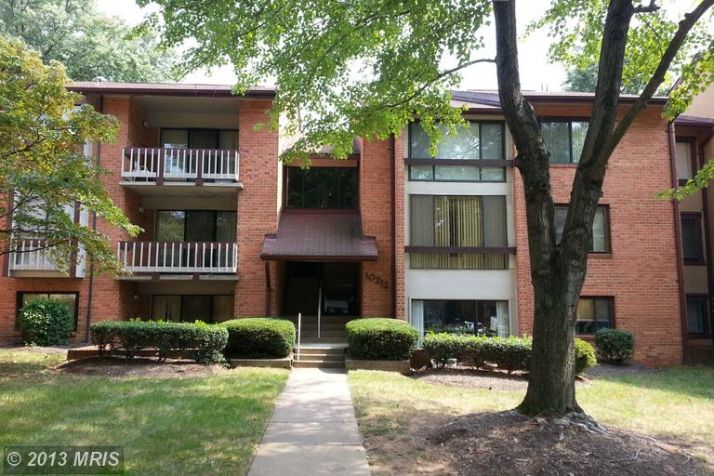 10212 Bushman Dr Apt 203, Oakton, VA 22124