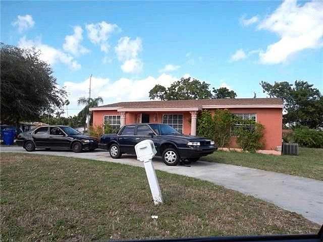 2419 FLETCHER ST, Hollywood, FL 33020