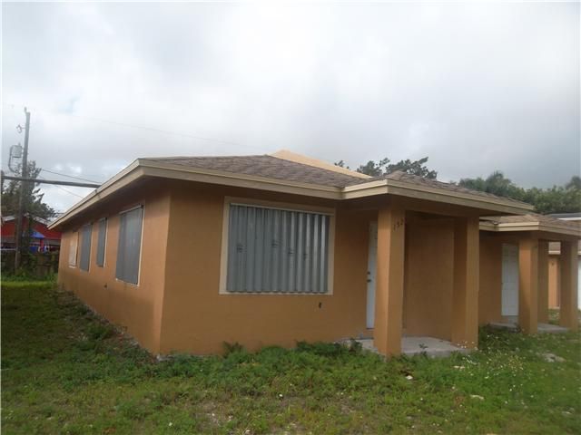 150 NE 9 CT, Homestead, FL 33030