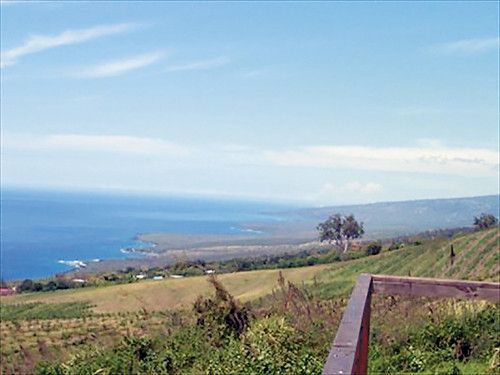 87-1081 HALEILI RD, Captain Cook, HI 96704