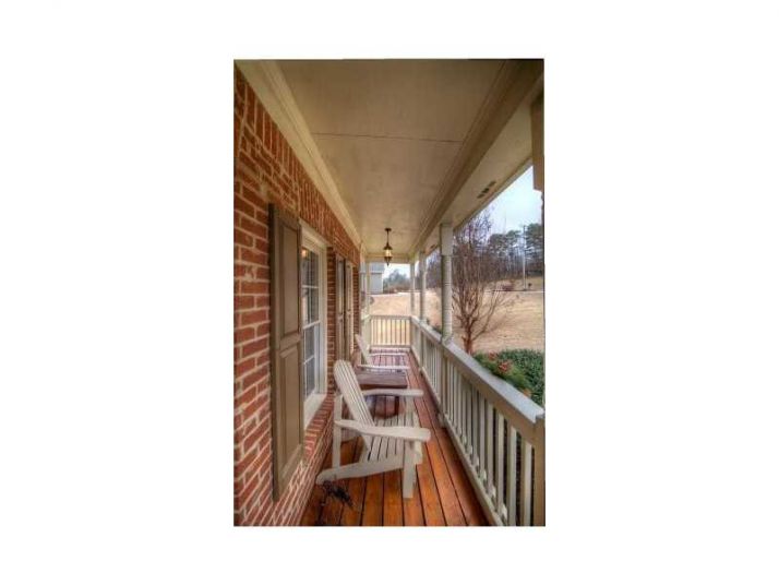 5765 P W A Drive, Cumming, GA 30041