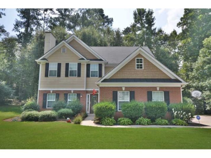906 Vinings Drive, Winder, GA 30680