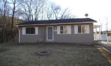 27 Valley Dell Dr Fenton, MO 63026