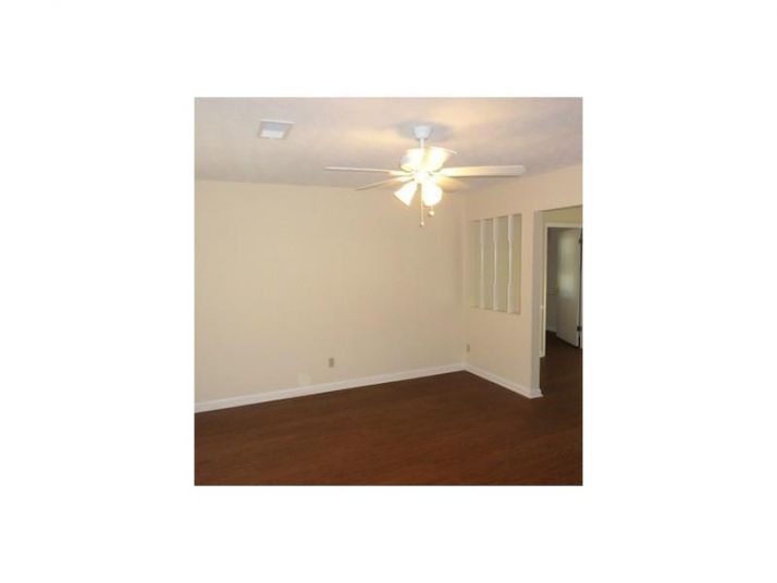 25 Belmont Park Lane, Ellenwood, GA 30294