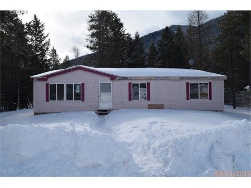 41 2nd Ave S, Hungry Horse, MT 59919