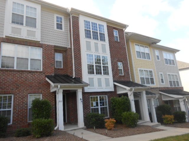 3843 Cary Glen Blvd, Cary, NC 27519