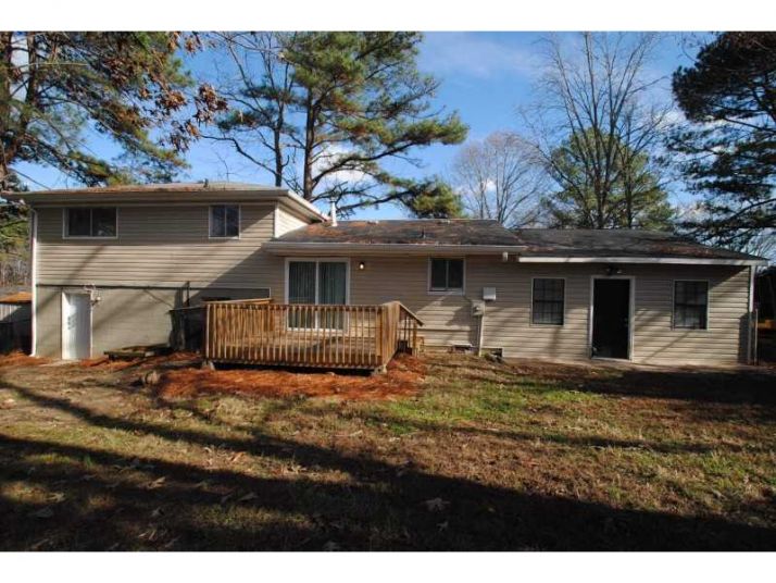 5733 Wesson Drive, Ellenwood, GA 30294