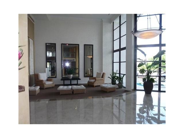 200 LESLIE DR # 515, Hallandale, FL 33009