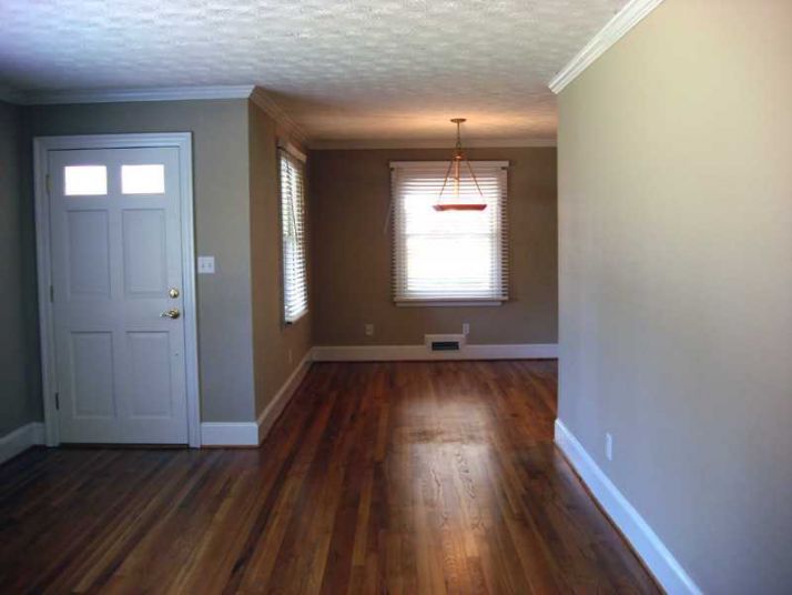 2795 Crestwood Road Se, Smyrna, GA 30080